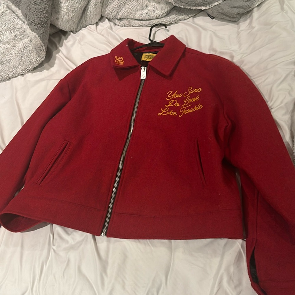 Size XL colors red, black and yellow